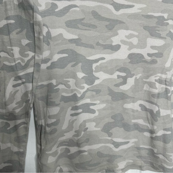 GAP Favourite Camo Shirt Long Sleeved Grey & White Size Small - Picture 12 of 16
